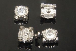 2 Hole Crystal Slider