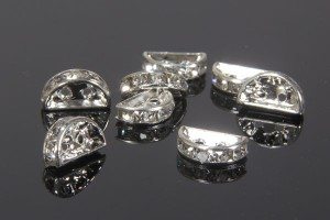 2 Hole Half Moon Crystal Slider