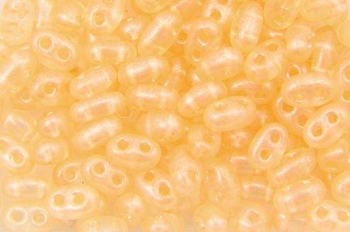 Opaque Cream Preciosa Twin Beads