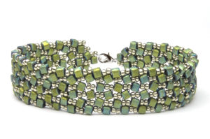 Metallic Moss Dancing Cubes Bracelet