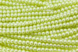 Pistachio Glass Pearl