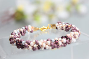 Wild Heather Holiday Bracelet Kit Includes Instructions