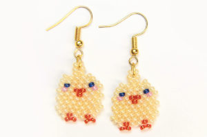 beaded chick earrngs