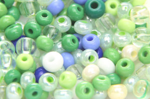 Countryside Green Mix 6/0 Preciosa Seed Beads