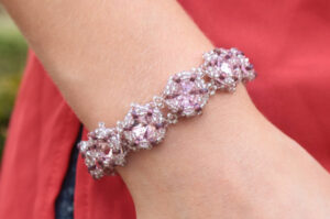 Meteor Mauve Starburst Rivoli Bracelet and Earring Kit