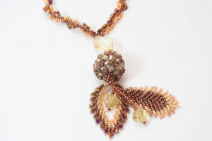 Ivy Beaded Necklace - Desert Rose
