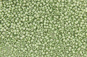 Metallic Peridot Preciosa Seed Beads