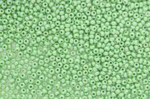 Opaque Leaf Green Lustre Preciosa Seed Beads