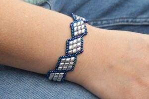 Blue Nile Queen of Diamonds Bracelet Kit