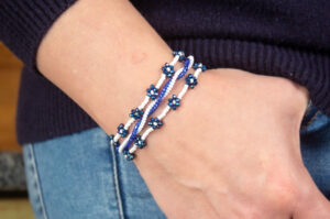Sapphire Sea Flora Daisy Chain Bracelet Kit