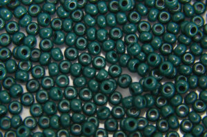 Opaque Fern Green Preciosa 8/0 Seed Beads