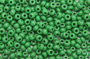 Opaque Forest Green Preciosa 8/0 Seed Beads