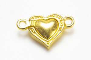 20x12mm Gold Magnetic Heart Clasp
