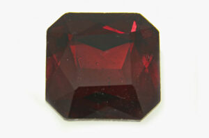 23mm Garnet Red Aurora Imperial Square Crystal Rivoli