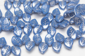 14x11mm Silver Veined Dakota Blue Top Drilled Leaf