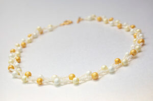 Ivory Kiss Berrylicious Necklace and Bracelet Kit