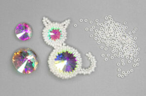 Snow Leopard Crystal Kitty Cat Brooch Kit - Makes 2
