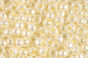 Butter Cream Ceylon Miyuki 6/0 Seed Beads